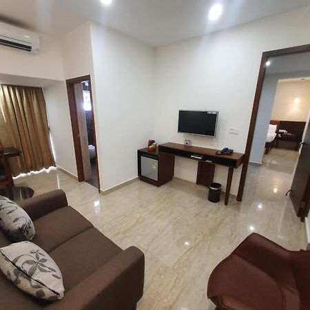 קוטאיאם Hotel Aida מראה חיצוני תמונה
