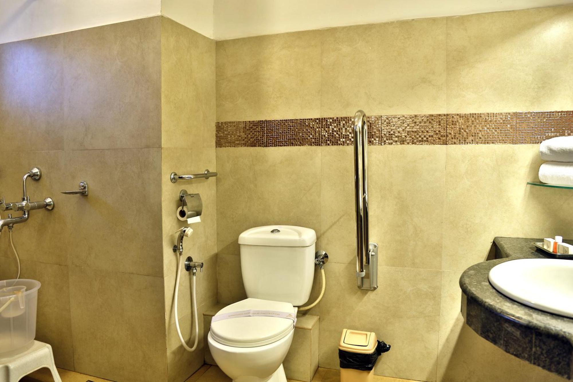קוטאיאם Hotel Aida מראה חיצוני תמונה