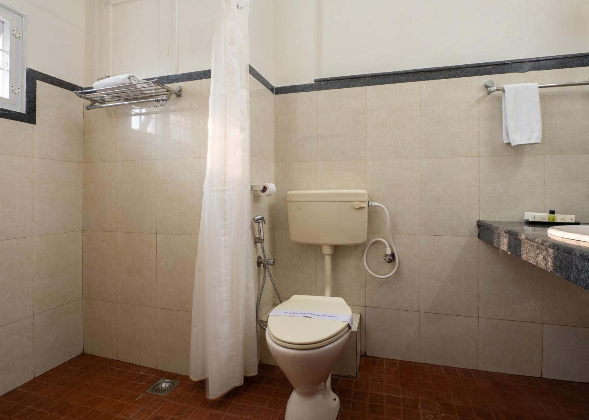 קוטאיאם Hotel Aida מראה חיצוני תמונה