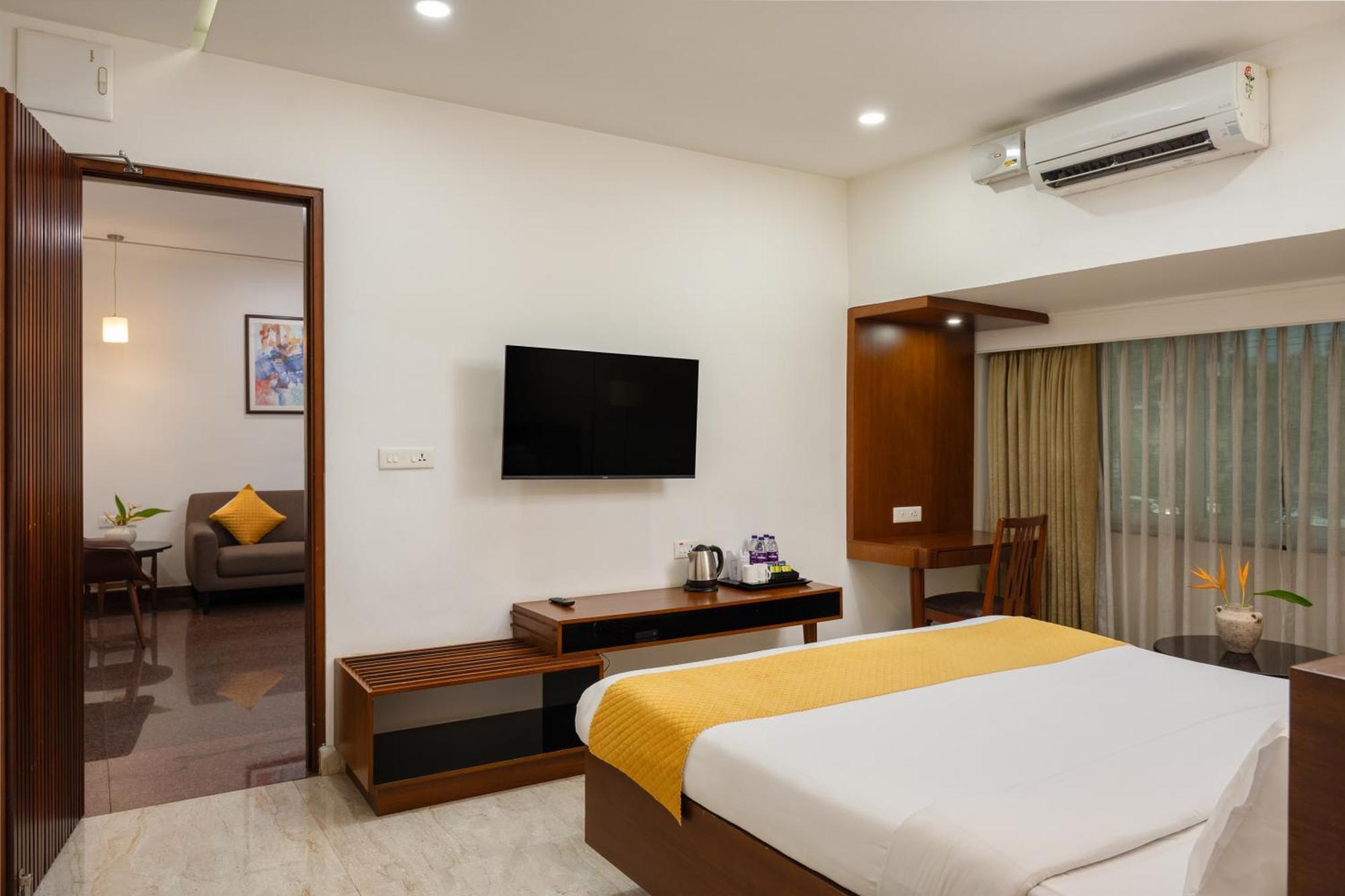 קוטאיאם Hotel Aida מראה חיצוני תמונה