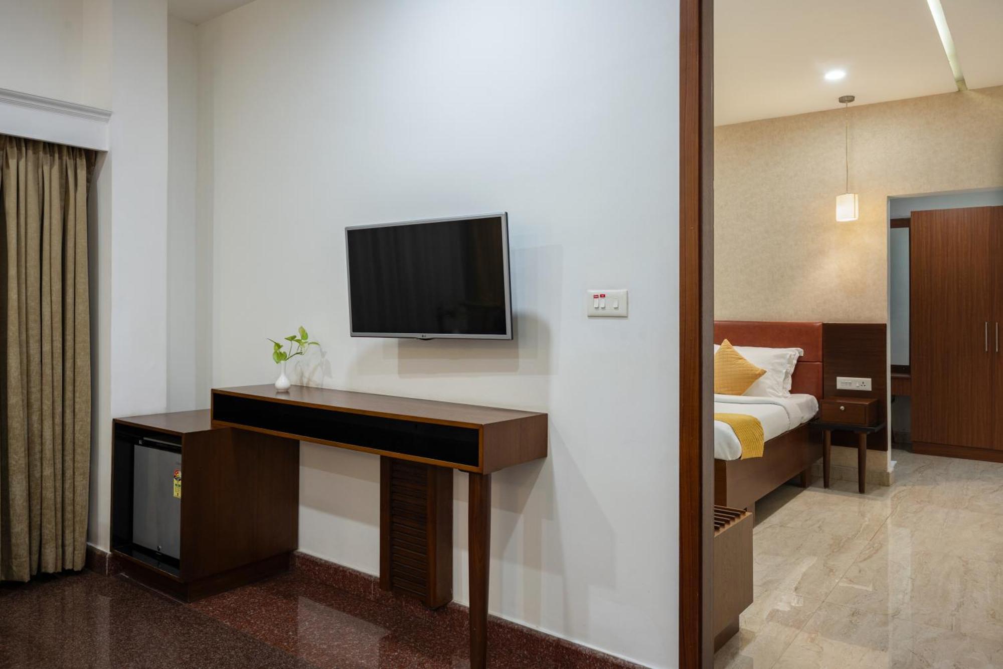 קוטאיאם Hotel Aida מראה חיצוני תמונה