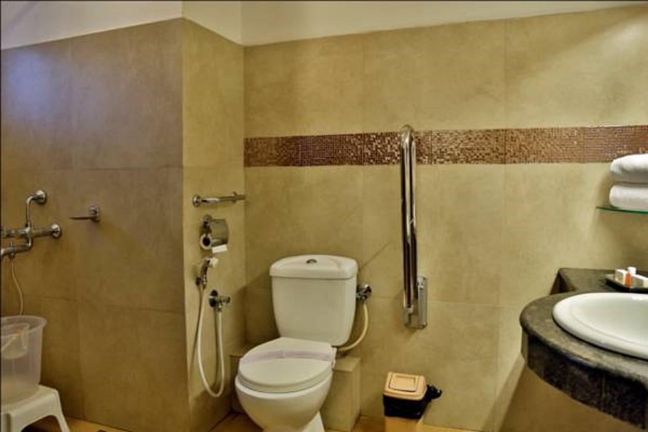 קוטאיאם Hotel Aida מראה חיצוני תמונה