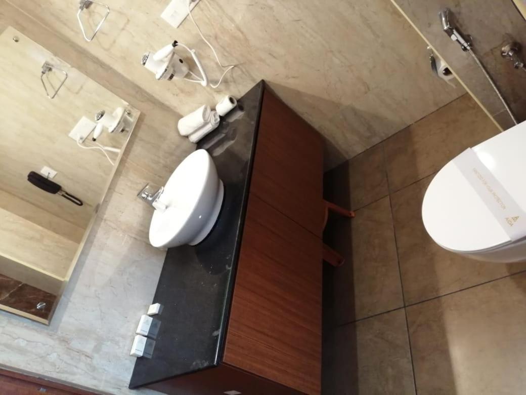 קוטאיאם Hotel Aida מראה חיצוני תמונה