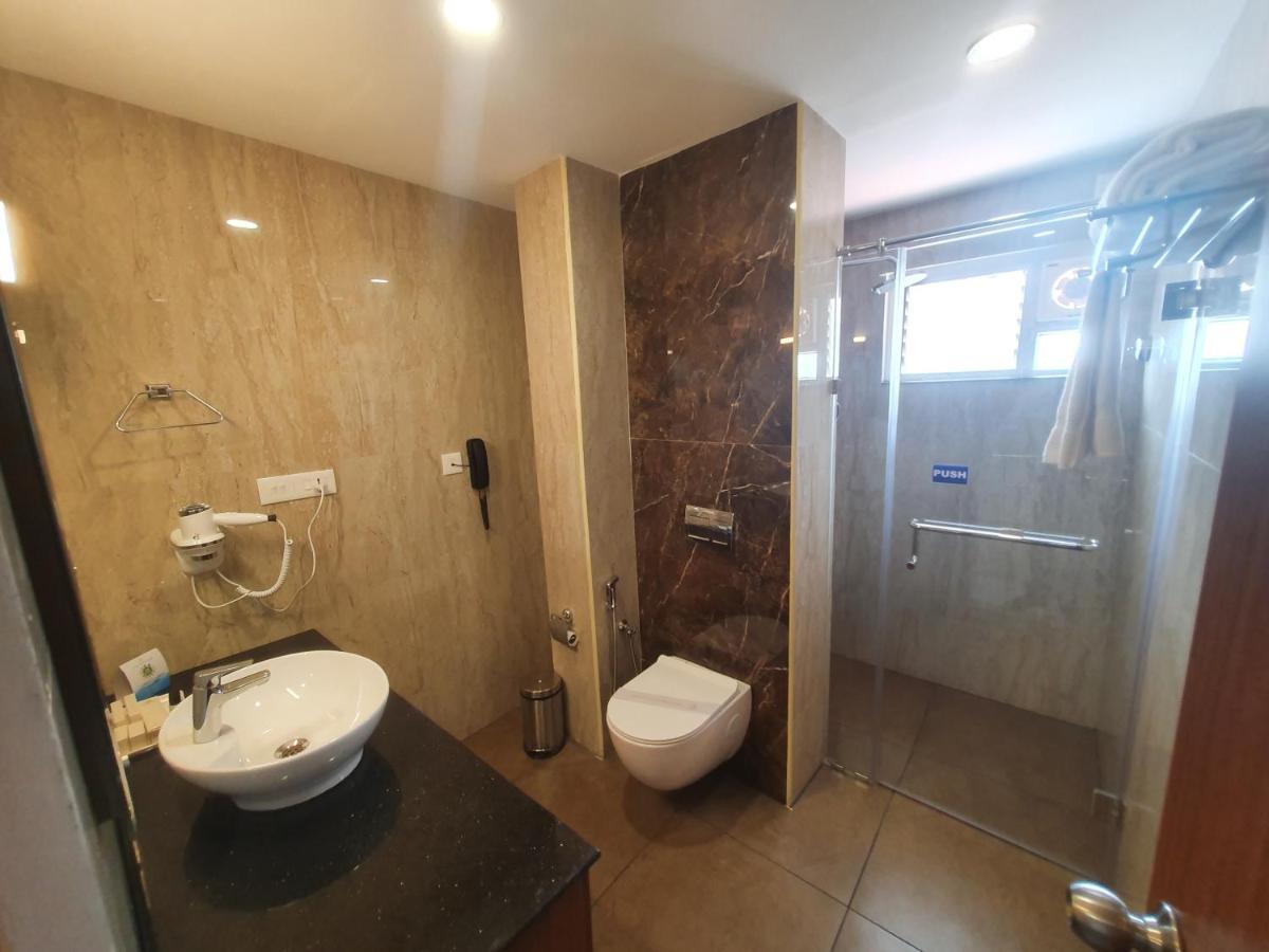 קוטאיאם Hotel Aida מראה חיצוני תמונה