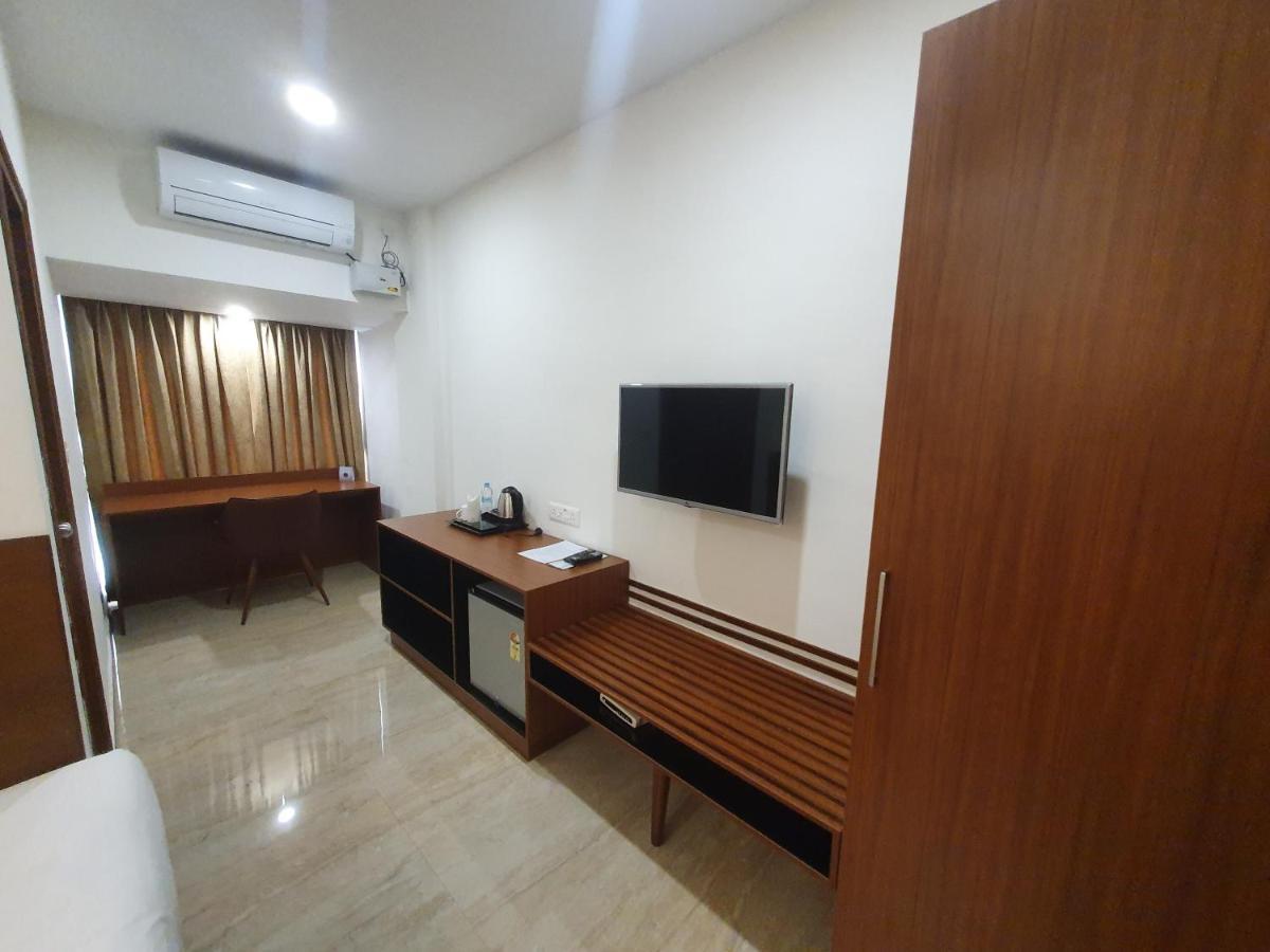 קוטאיאם Hotel Aida מראה חיצוני תמונה